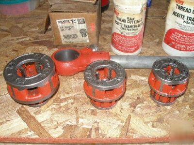 Like new ridgid pipe threader set 1/2