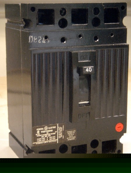 Ge 480VAC 40A 3POLE circuit breaker TED134040WL