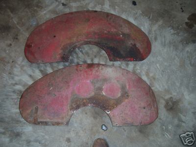 Farmall fenders a and b