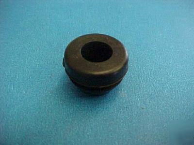 Ford naa 600 601 800 801 2000 throttle rod grommet