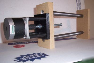 4 stepper motor mounts, nema 23 & couplers, cnc router