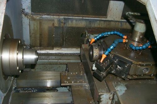 Cnc lathe chucking machine