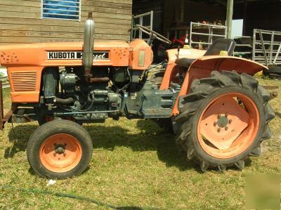 Kubota 3 cyl. diesel tractor 2 wheel drive $2200