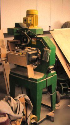 Like new overarm overhead router /hardly used woodtek 