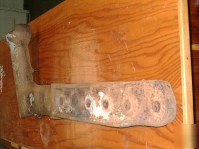 Axle, left front -fits- TO35 ferguson - mf-35