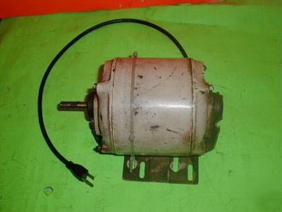 Electric motor 1/6HP 110V 1140RPM runs like a top