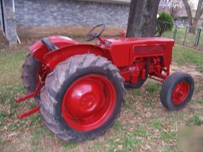 International model b-275 diesel tractor wide front