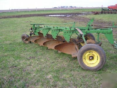 John deere 4X14 trailer plow