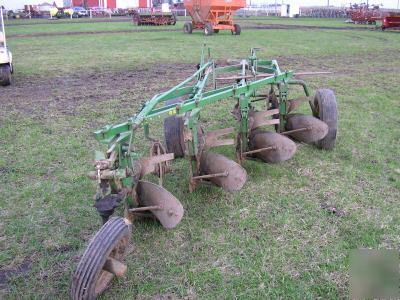 John deere 4X14 trailer plow