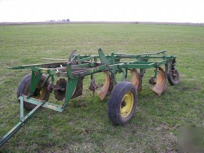 John deere 4X14 trailer plow