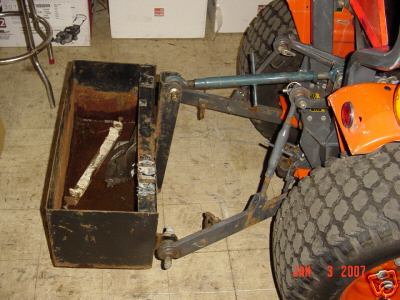 Kubota 4WD 4X4 compact diesel tractor mower loader 