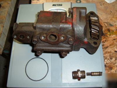 1954 naa vickers hydraulic vane pump for parts w/key 