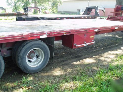 2006 elite 35' gooseneck trailer