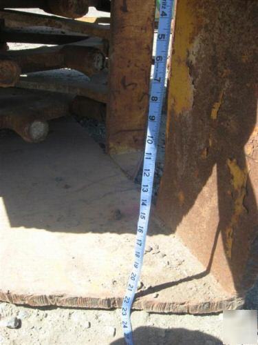 Hydraulic plate/trench compactor to fit john deere 710