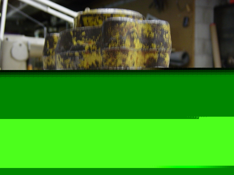 John deere b 10 spline rear wheel hub B2187R and lock