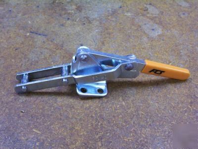 New pull action toggle clamps (fc-40)