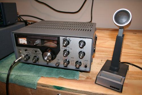 Really nice tempo one yaesu ft-200 grey face radio