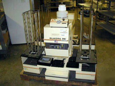 Tomtec quadra 96 model 320 automatic pipettor / stacker