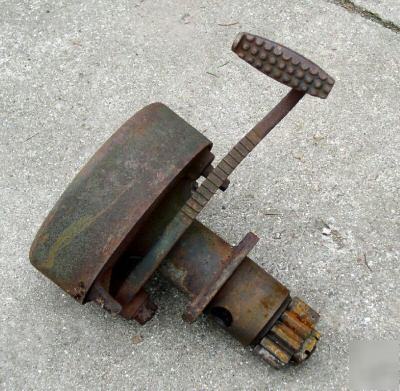 Brake drum pedal left assembly john deere b