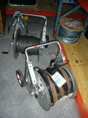 Hannay reels reels on wheels rewind cable reel 