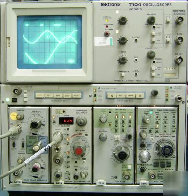 Tektronix 7104 1000 mhz scope with certificate