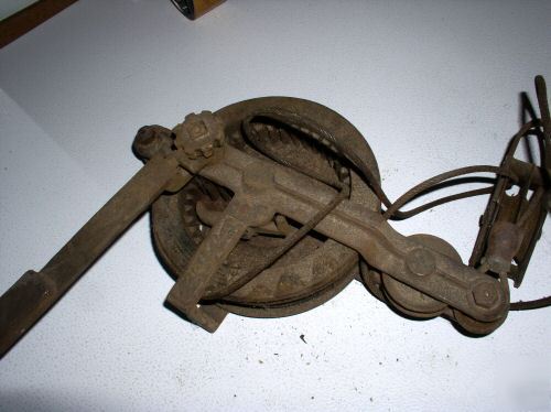 Vintage fence strecher or puller come-a-long 