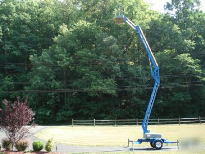 2000 genie TMZ34/19 manlift tow man boom lift aerial