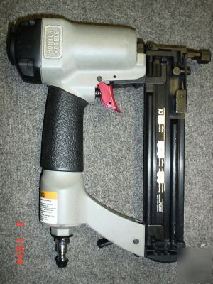 Porter-cable # bn 125A 18 guage brad nailer - used