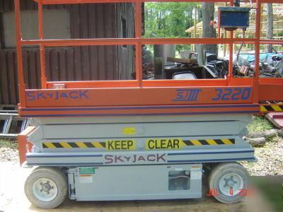 Skyjack 3220 aerial scissor lift, boom lift, man lift 