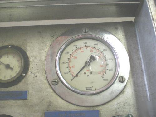 Hydrostatic pressure tester air operated 10,000PSI test