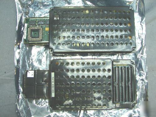 New hp 64700A logic analyzer emulator w/ accessories 