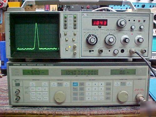 Anritsu MG3601A2 signal generator .1 to 1040 mhz