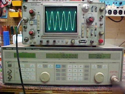 Anritsu MG3601A2 signal generator .1 to 1040 mhz