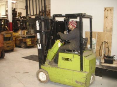 Forklift clark 3000LB cap electric cushion triple 