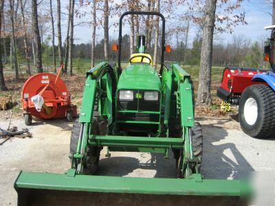 2002 john deere tractor 4700