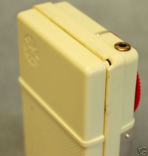 Rare yellow sony tr-63 transistor radio