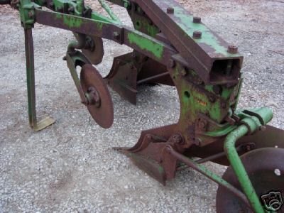 John deere jd 2 bottom 14 inch plow (extra nice)