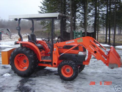 Kubota tractor , gooseneck trailer, gmc truck 2500HD