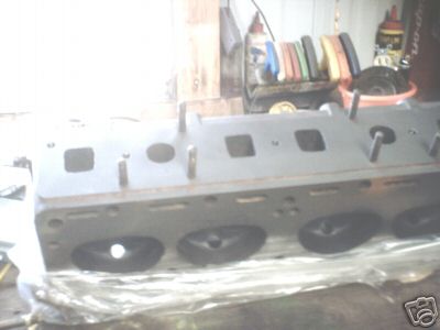 Massey harris 44 cylinder head 4 cyl. 260