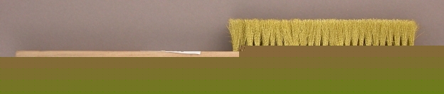 Deluxe brass wire brush wood handle