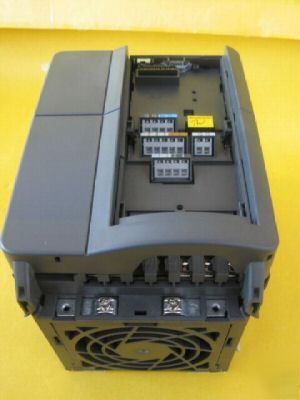 Siemens micro master 6SE6420-2AD23-0BAO,3 phase