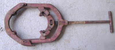 Large heavy reed pipe cutter