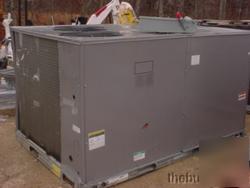 New carrier 12 1/2 ton a/c unit package unit roof top 