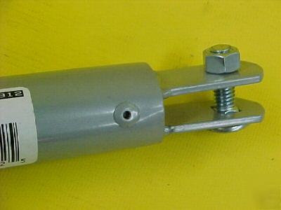 New marshalltown concrete threaded handle adapter BFH9