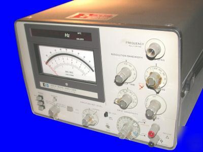 Very nice hewlett packard wave analyzer model 3581A