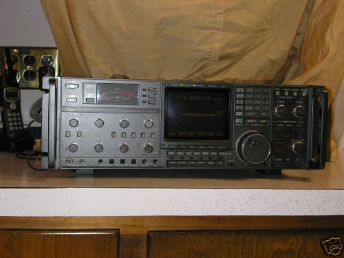 Icom ic-R9000 receiver w/ manuals & schematics, no mods