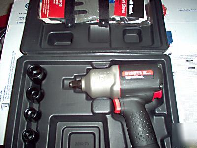 Ingersoll rand 1/2 impact badboy 2135TI