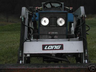 Long 2260 compact tractor with loader and 60