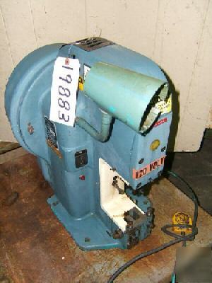 Amp terminal press crimper, no 69875, 115 volts (19883)