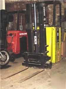 Clark electric forklift & le marche battery charger
